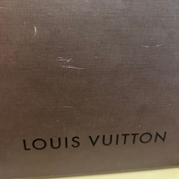 Louis Vuitton Dark Brown and Cream Box empty new - Picture 2 of 8